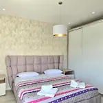 Villa Modern At Perla *