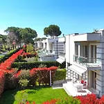 빌라 Modern At Perla *