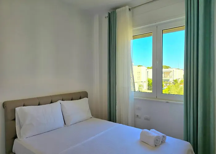 Modern At Perla 别墅 Plazhi San Pietro