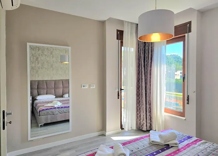 Modern At Perla * Plazhi San Pietro