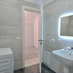 Villa Modern At Perla