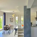 Villa Modern At Perla Durrës