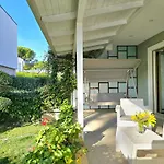 Modern At Perla * Durrës