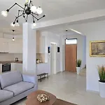 Modern At Perla Durrës