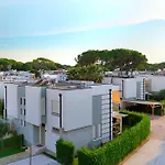 Modern At Perla