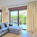 Modern At Perla *