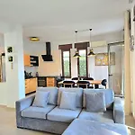 Villa Modern At Perla *