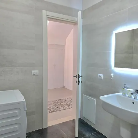 Villa Modern At Perla