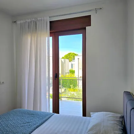 Modern At Perla Villa Durrës