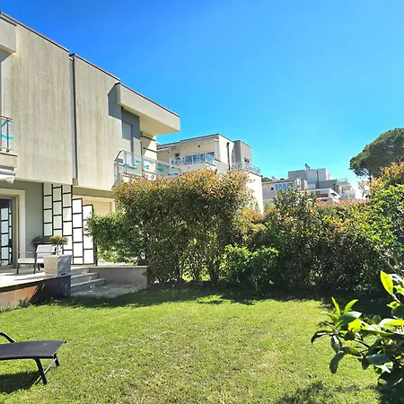 Modern At Perla Villa *