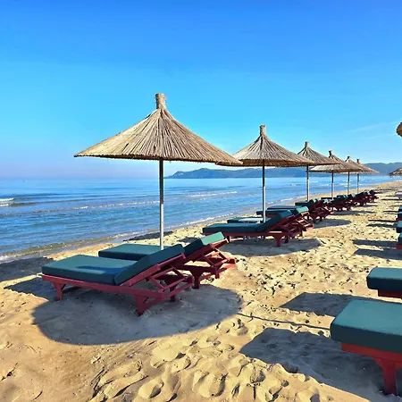 Willa Modern At Perla *