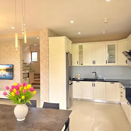 Modern At Perla Villa *