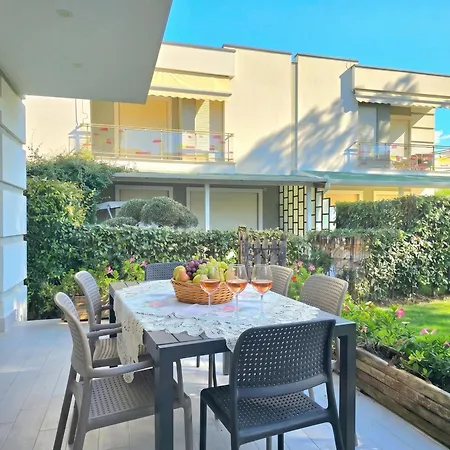 Villa Modern At Perla Dıraç