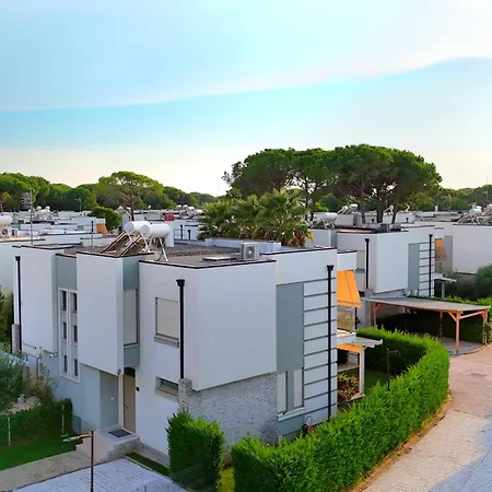 Modern At Perla