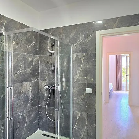 Modern At Perla 빌라