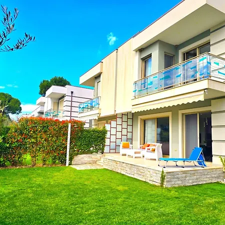 Modern At Perla Villa *