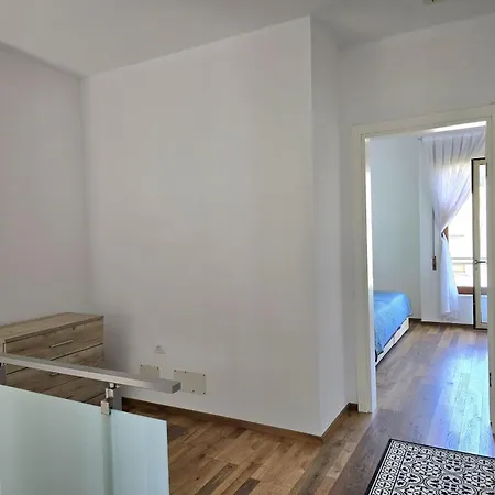 Modern At Perla Villa Durrës