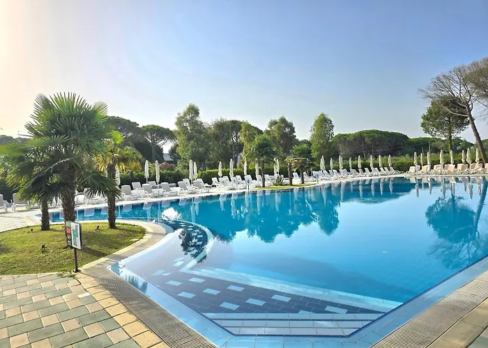 Villa Modern At Perla Draç