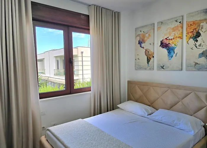 Villa Modern At Perla