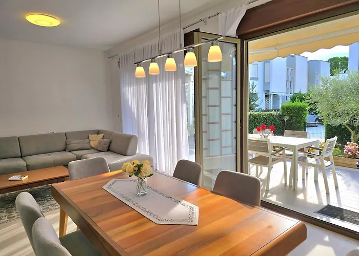 Modern At Perla Villa *