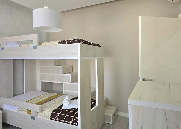 Villa Modern At Perla