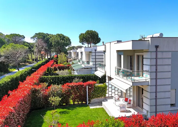 Villa Modern At Perla *