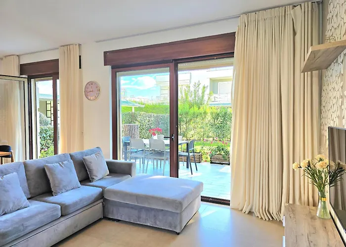 Modern At Perla *
